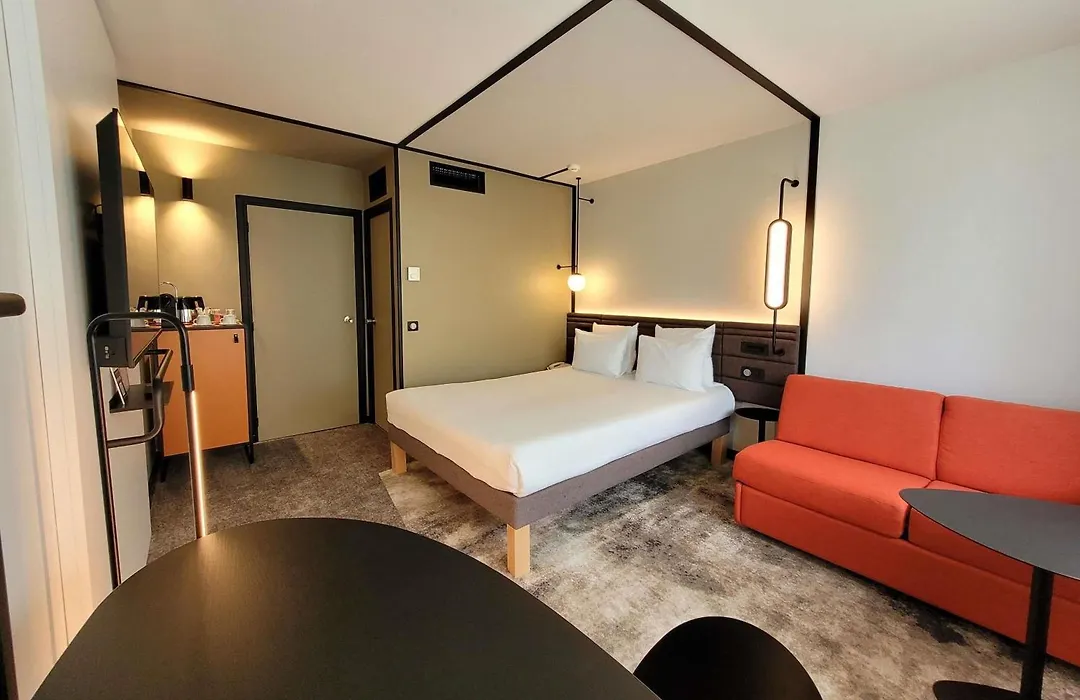 Novotel Lille Aéroport-1